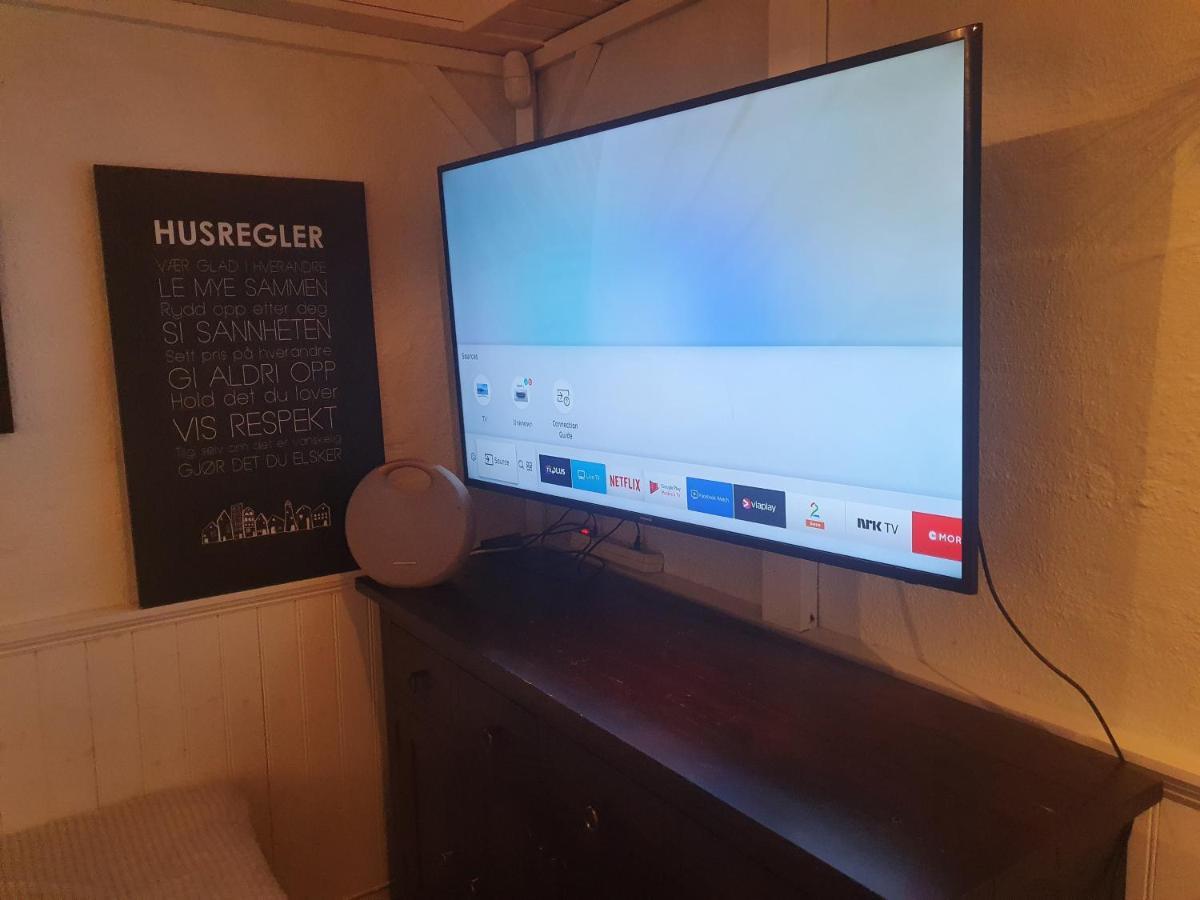 Koselig Rom Med Stue I Bodo Sentrum Exterior foto
